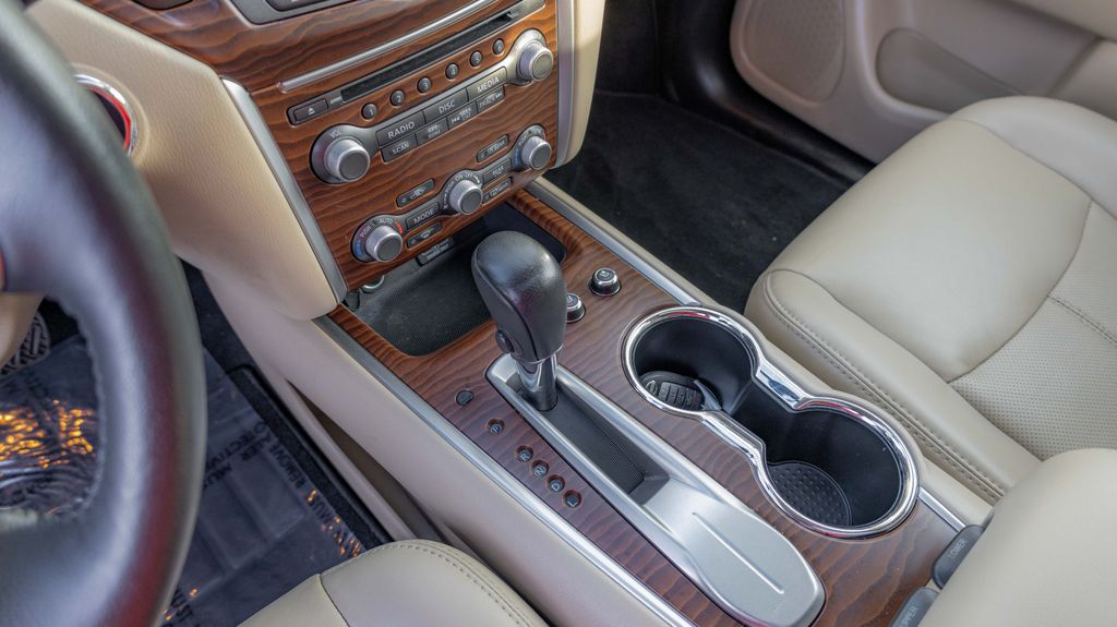 Used 2020 Nissan Pathfinder Platinum 4D Sport Utility