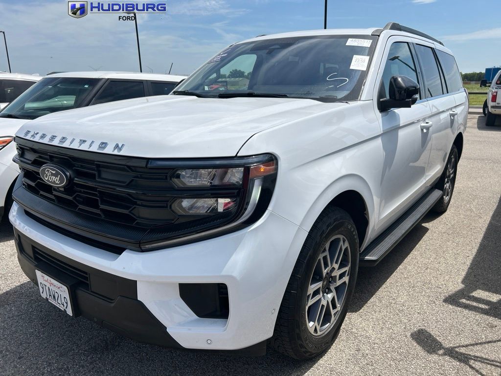 Oxford White 2025 Ford Expedition SUV / Crossover Four-Wheel Drive Automatic