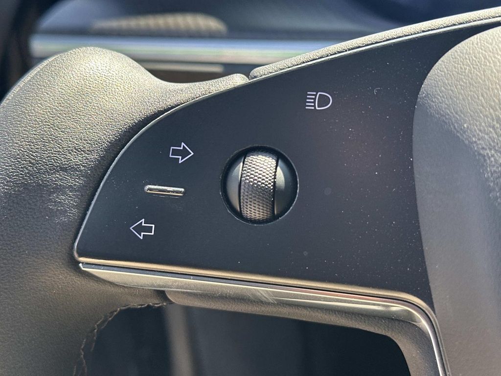 Thumbnail: 2026 Tesla Model S - 27