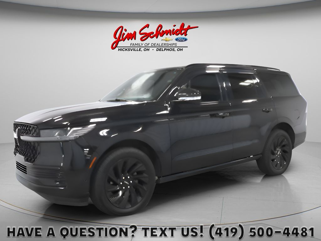 Infinite Black Metallic Clearcoat 2025 Lincoln Navigator SUV / Crossover Four-Wheel Drive Automatic