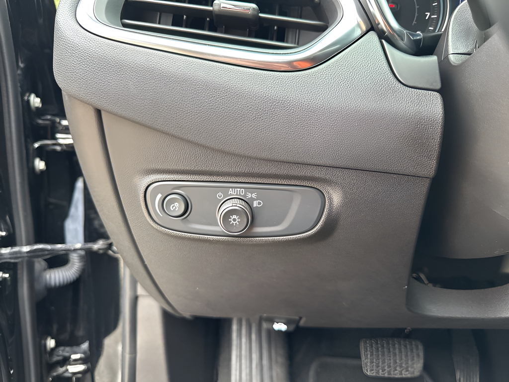 Used Car 2024 Chevrolet Equinox  Lt For Sale Under $25,000 In Austin, Texas