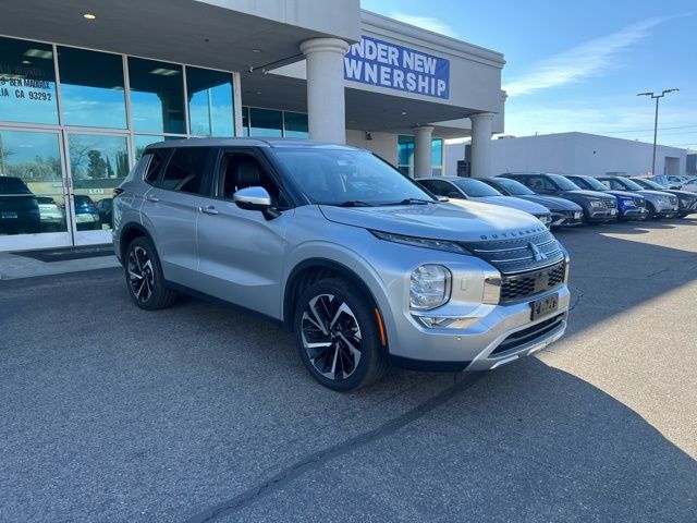 2022 Mitsubishi Outlander SE S-AWC