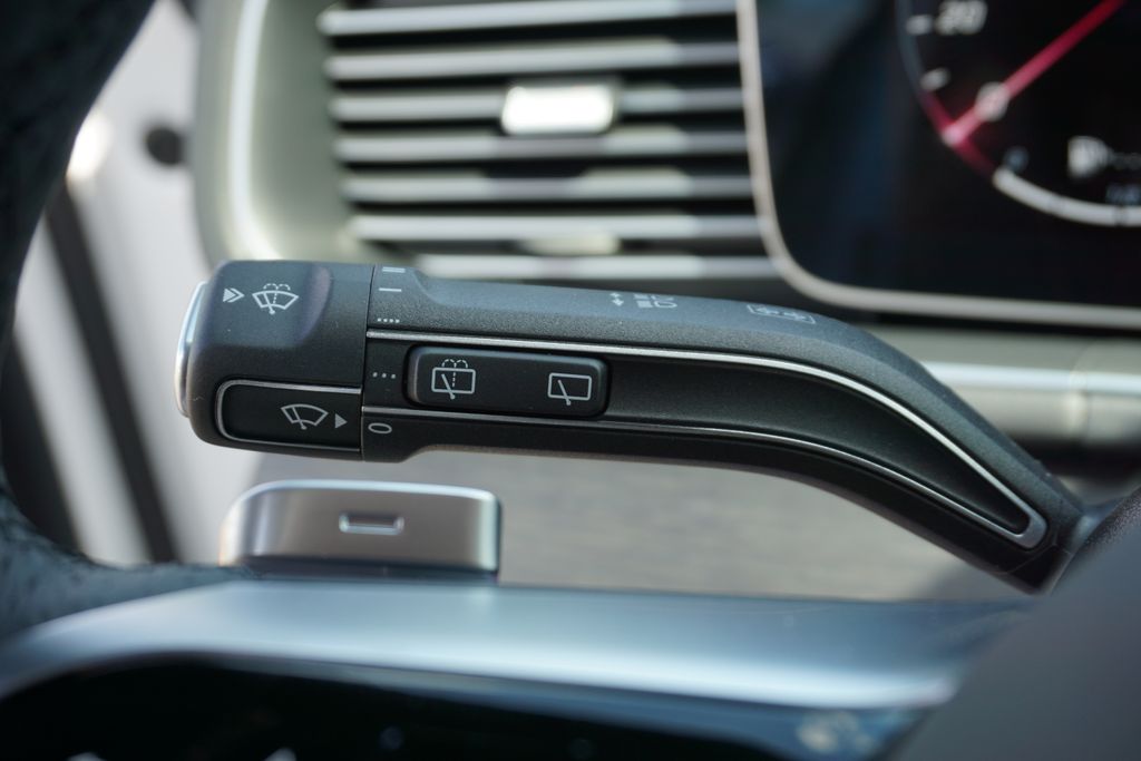 2025 Mercedes-Benz GLS 450 4MATIC 24