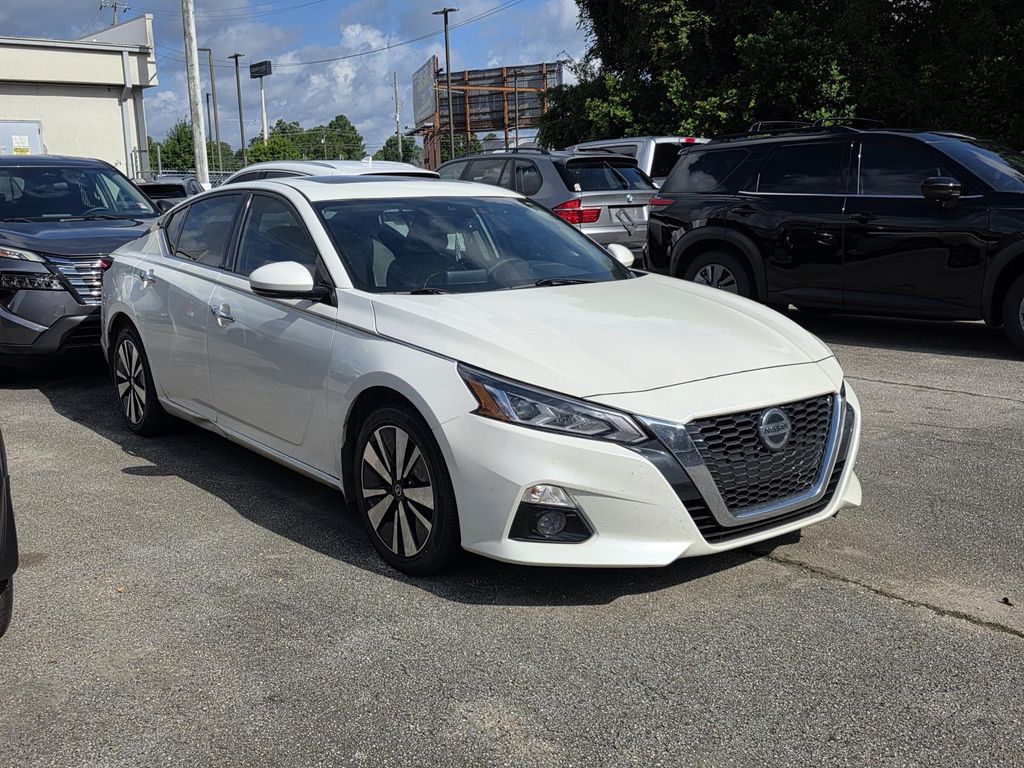 2020 Nissan Altima 2.5 SV FWD