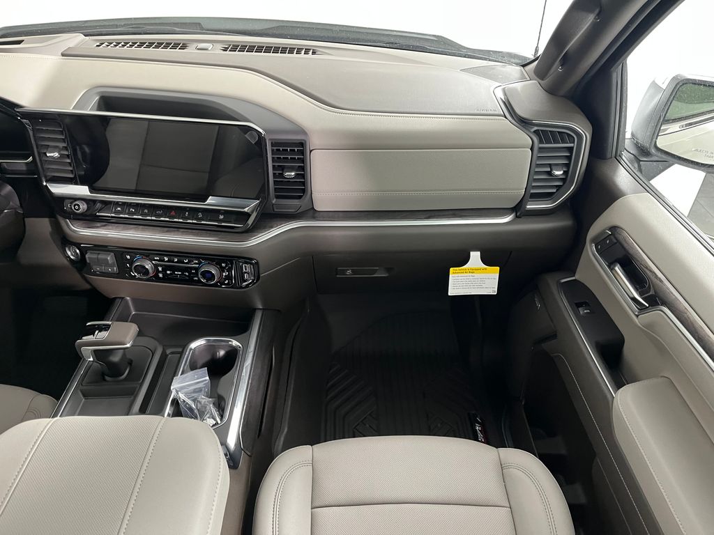 Thumbnail: 2026 Chevrolet Silverado 1500 - 15