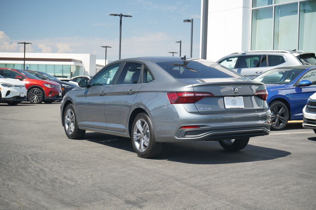 2024 Volkswagen Jetta 1.5T SE 3