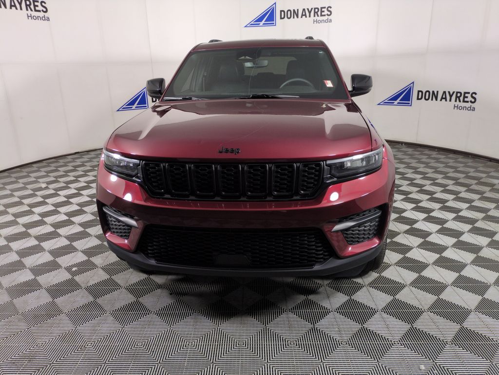 Used 2023 Jeep Grand Cherokee For Sale in Fort Wayne, IN