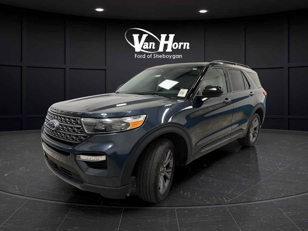 Used 2023 Stone Blue Metallic Ford XLT image 3