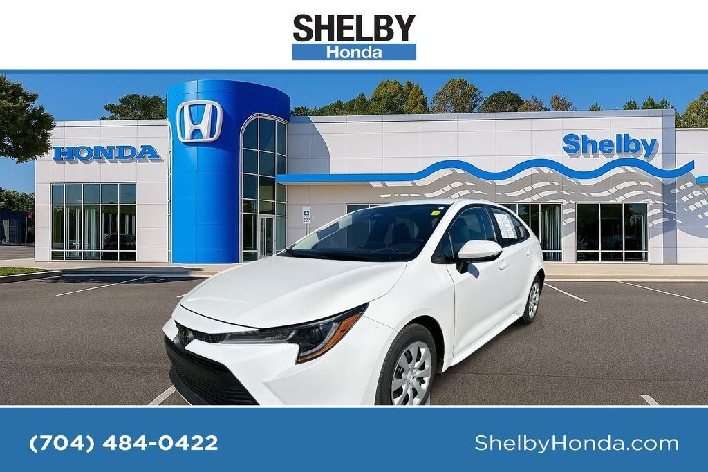 2024 Toyota Corolla LE FWD