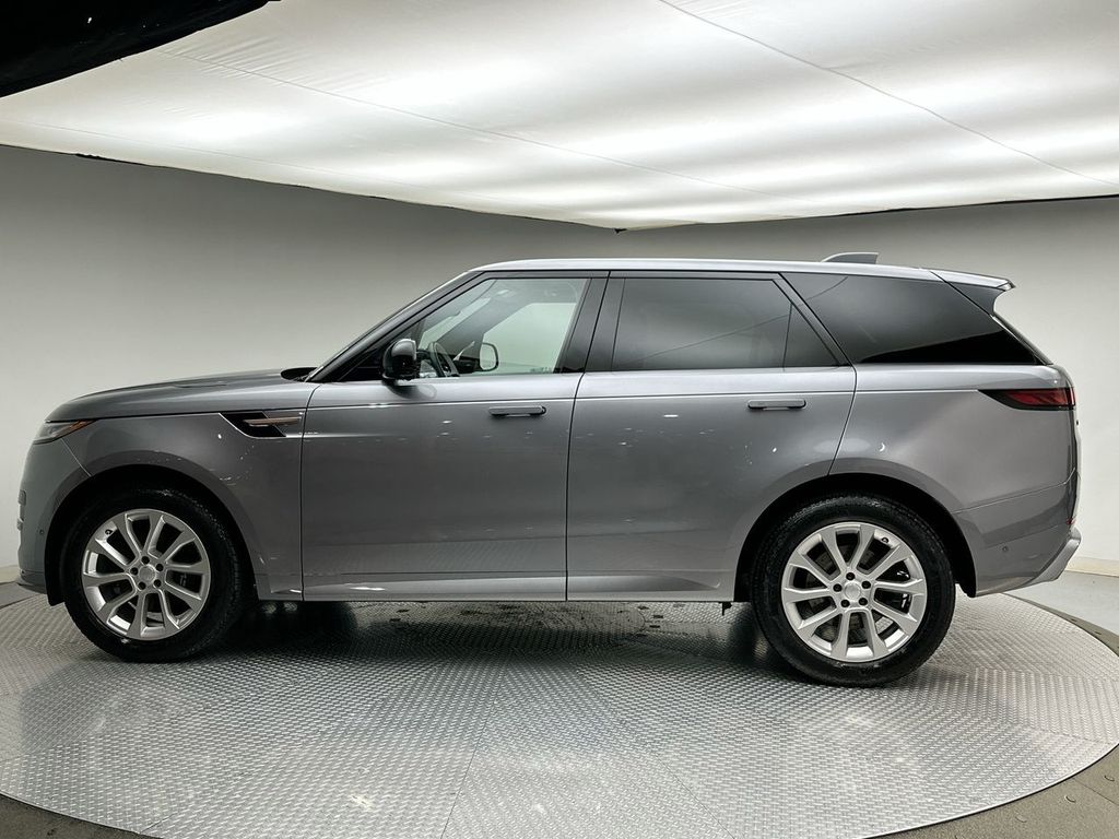 Thumbnail: 2024 Land Rover Range Rover Sport - 10