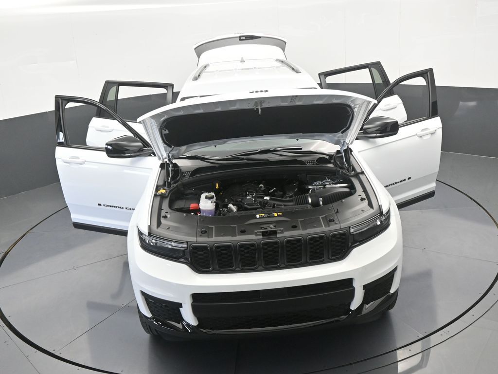 Used 2025 Bright White Clearcoat Jeep Altitude image 63