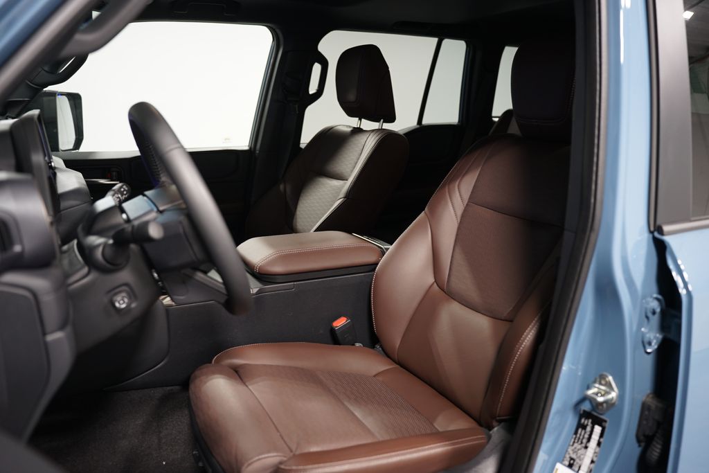2024 Toyota Land Cruiser  6