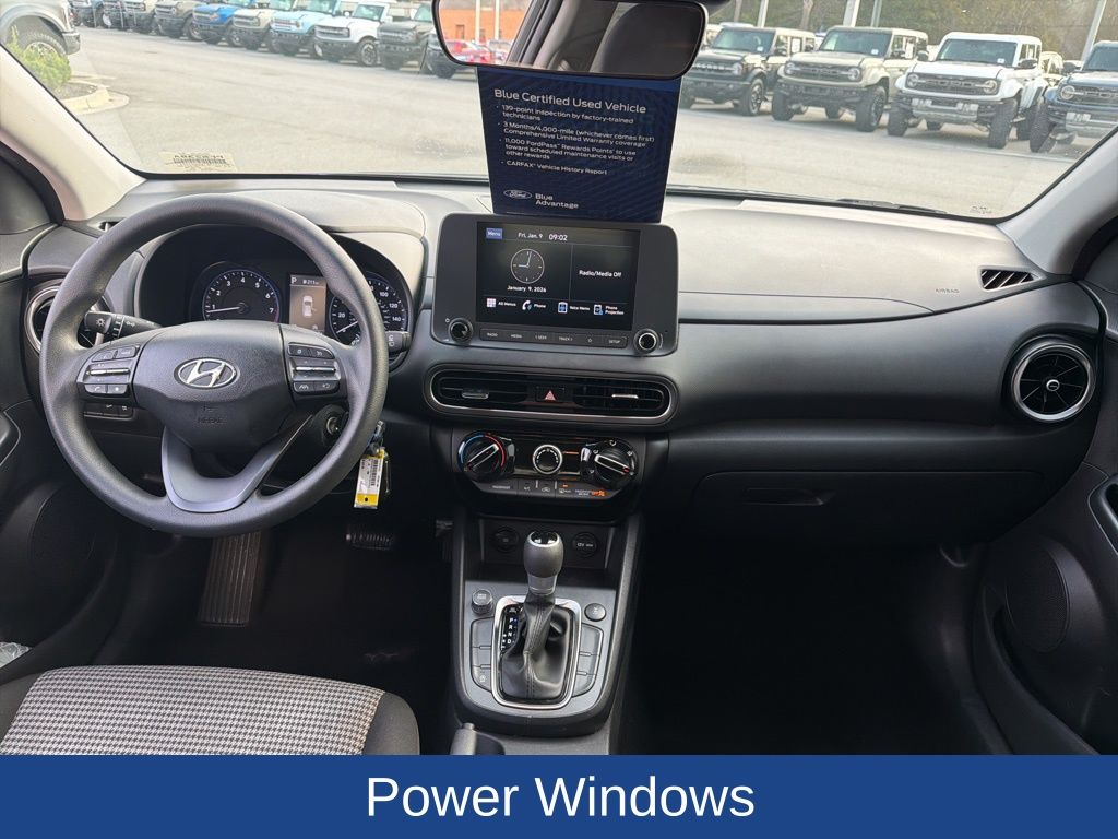 2023 Hyundai Kona SE