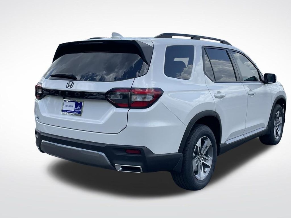 Thumbnail: 2026 Honda Pilot - 6