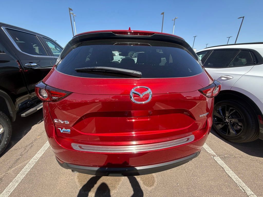 View vehicle photo 5