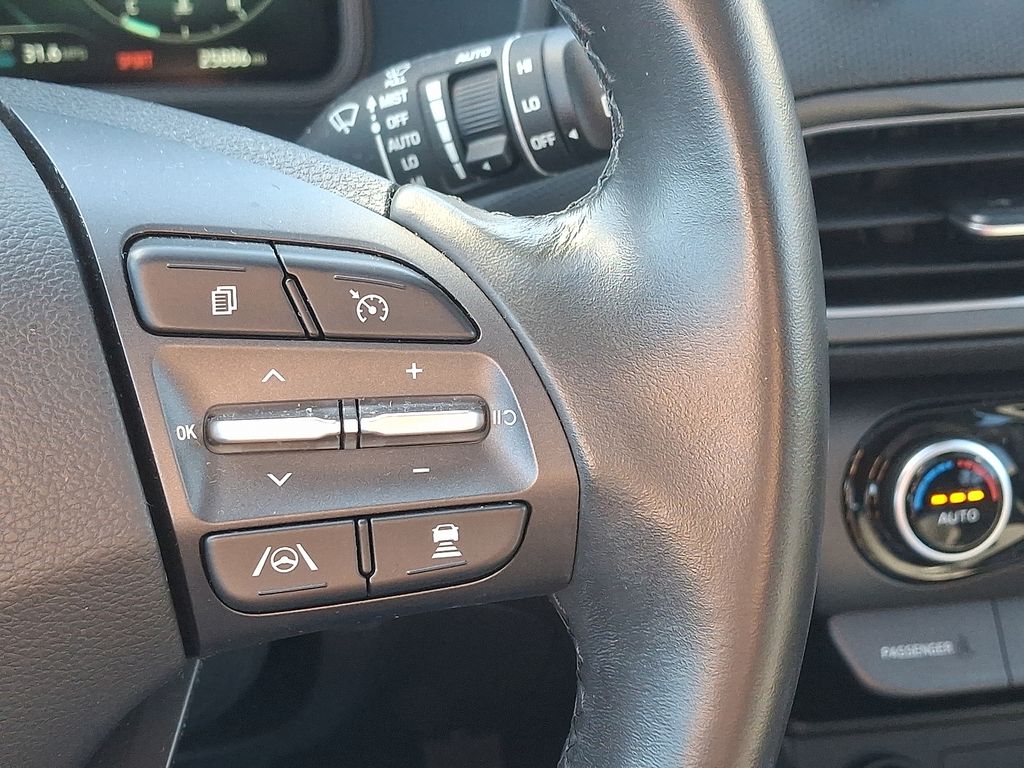 Thumbnail: 2022 Hyundai Kona - 25