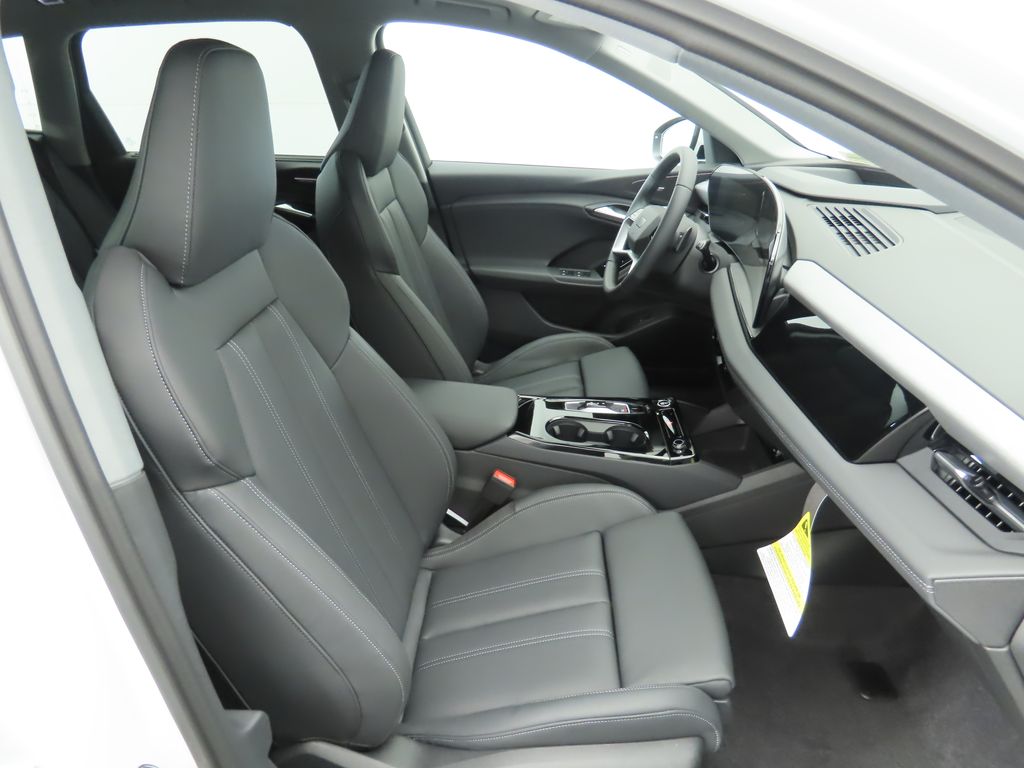 2025 Audi Q6 e-tron Premium 22
