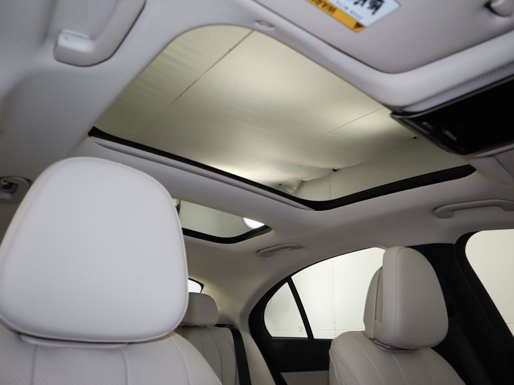 2025 Mercedes-Benz E-Class E 350 20