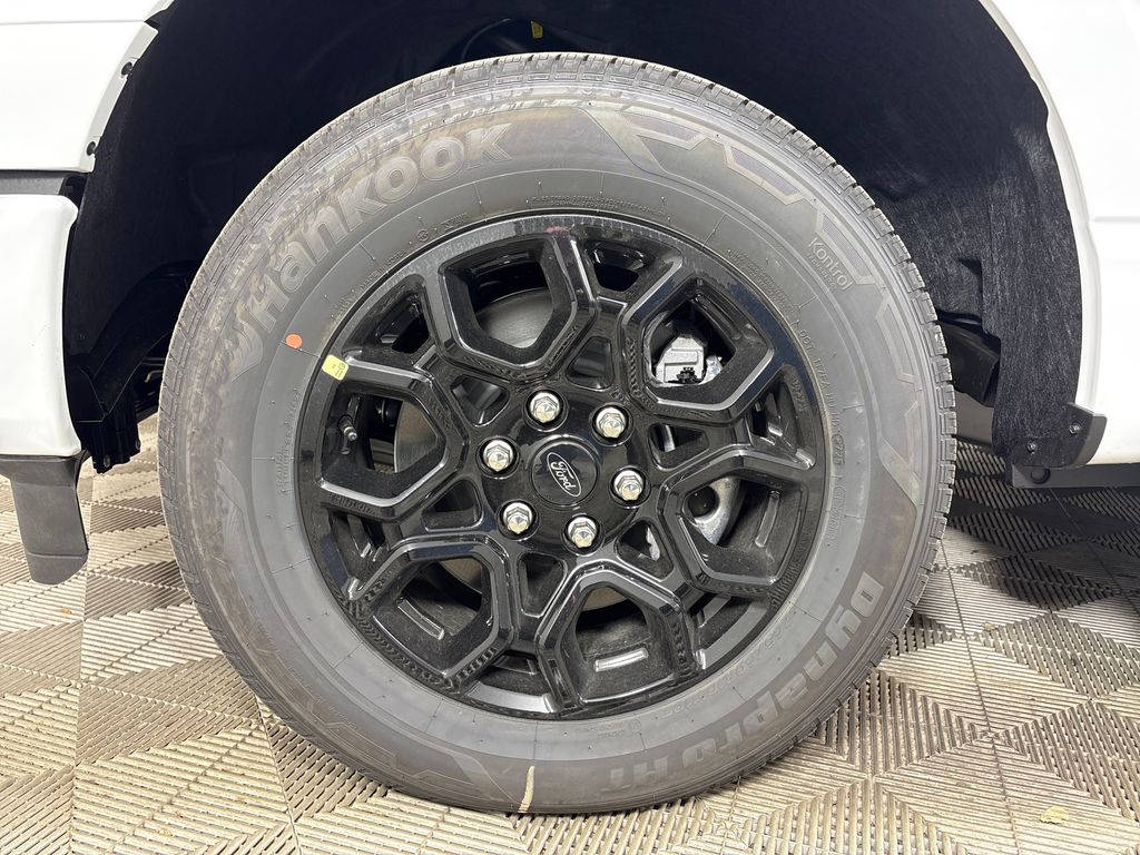 New 2026 White Ford XLT image 13