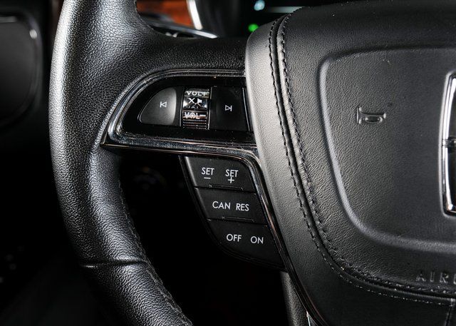 2018 Lincoln Continental Premiere photo 19