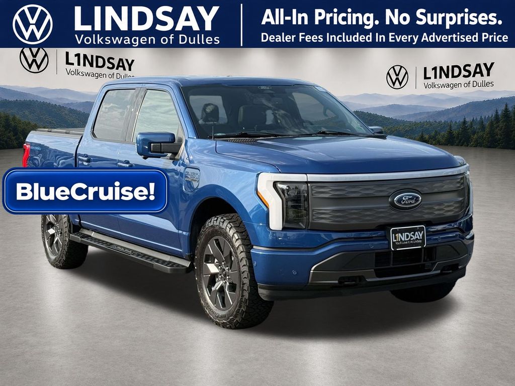  2022 Ford F-150 Lightning Lariat SuperCrew AWD   