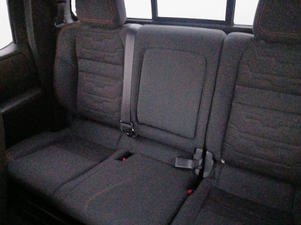 Used Car 2023 Nissan Frontier  Pro-4x For Sale Under $35,000 In Austin, Texas