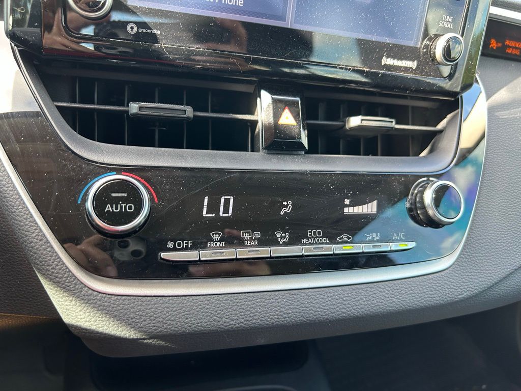 Thumbnail: 2022 Toyota Corolla - 25