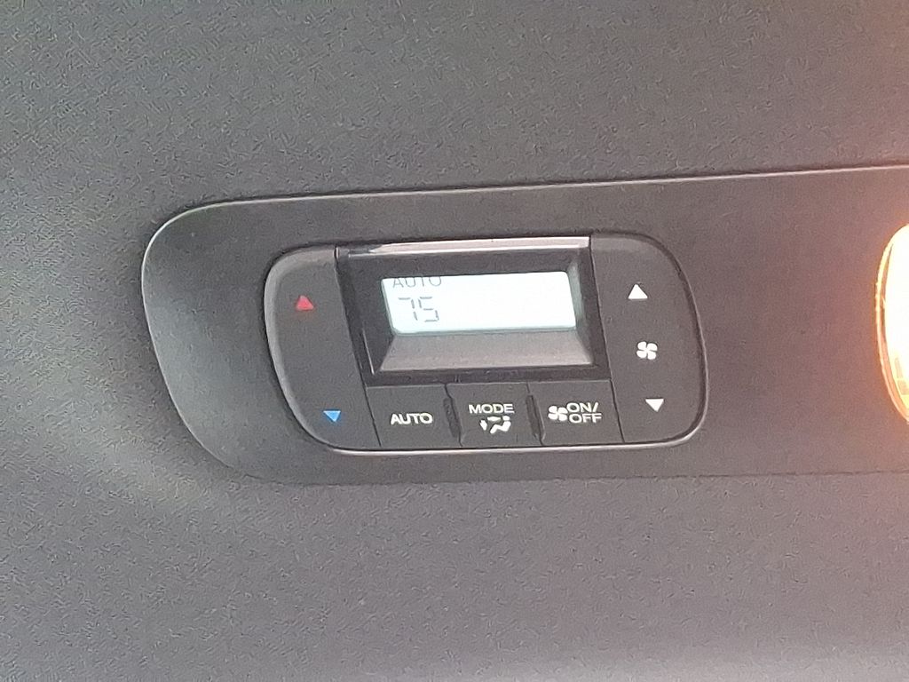 Thumbnail: 2023 Honda Odyssey - 13