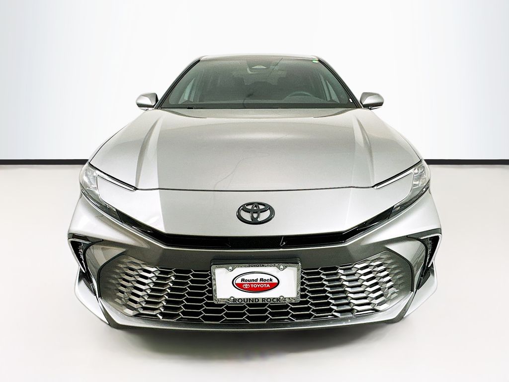 2025 Toyota Camry XSE 2