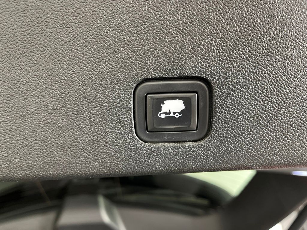 Thumbnail: 2020 Cadillac XT6 - 15