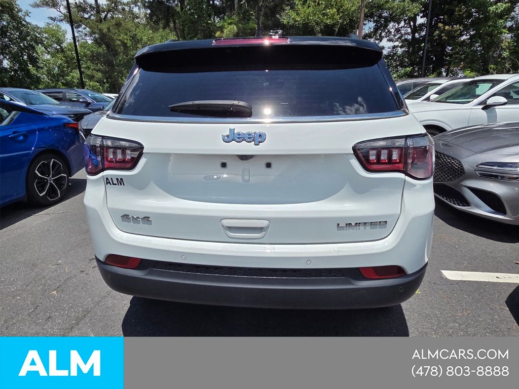 Used 2025 White Jeep Limited image 12