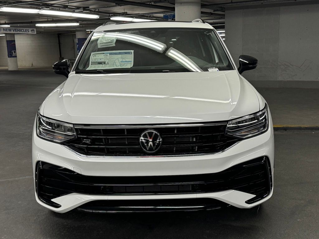 2024 Volkswagen Tiguan 2.0T SE R-Line Black 29