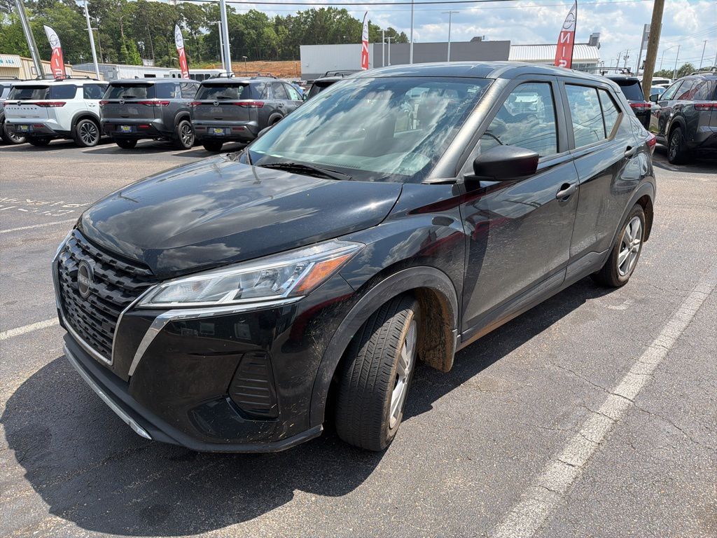 used 2022 Nissan Kicks car