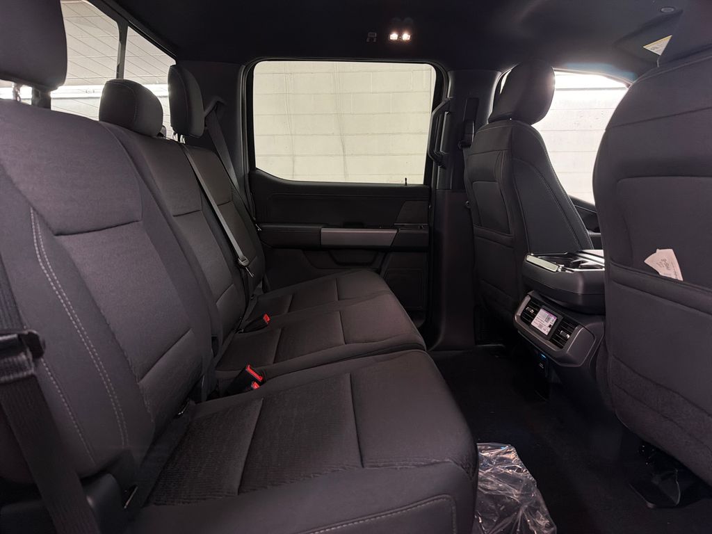 New 2026 Gray Ford XLT image 29