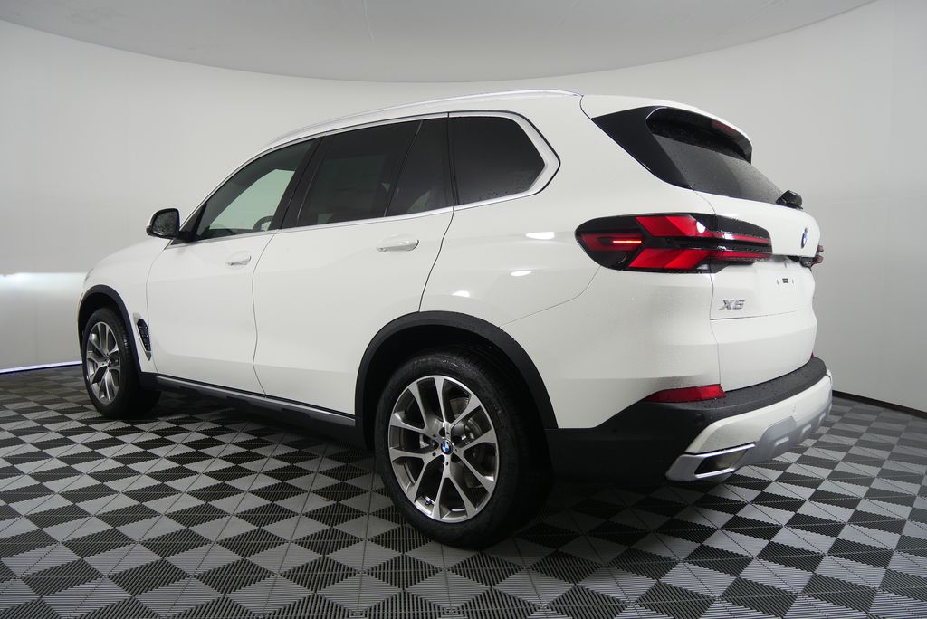 2026 BMW X5 sDrive40i 5