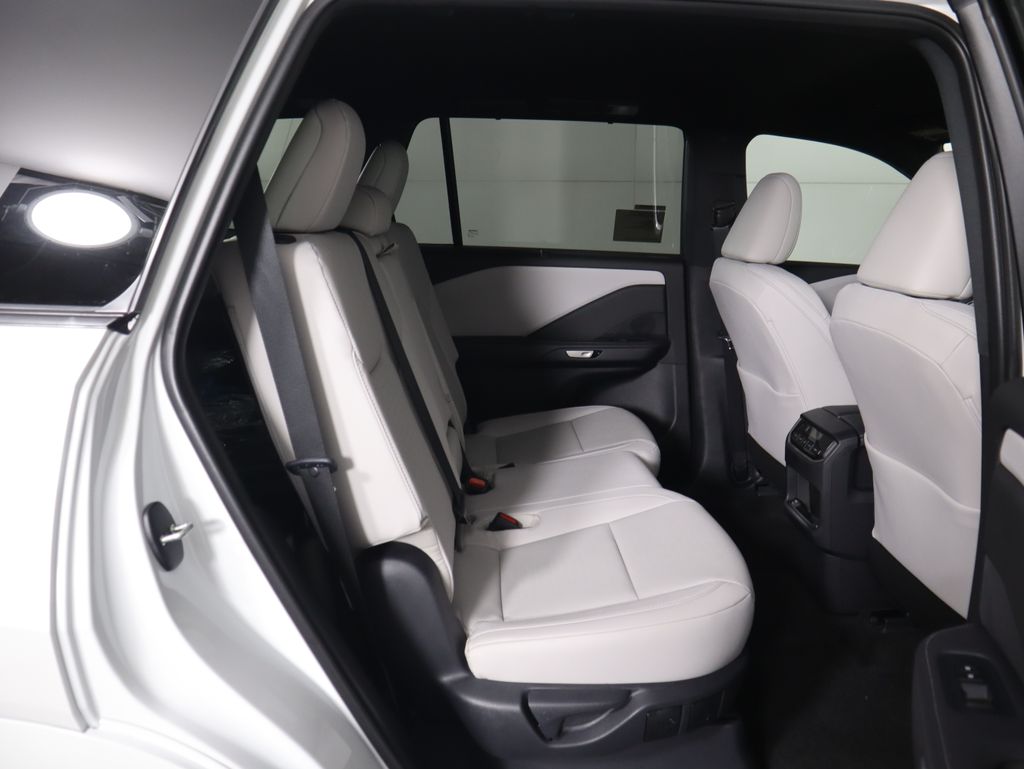 Thumbnail: 2026 Lexus TX - 23