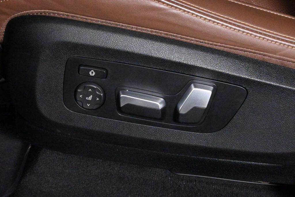 Thumbnail: 2023 BMW X5 - 27