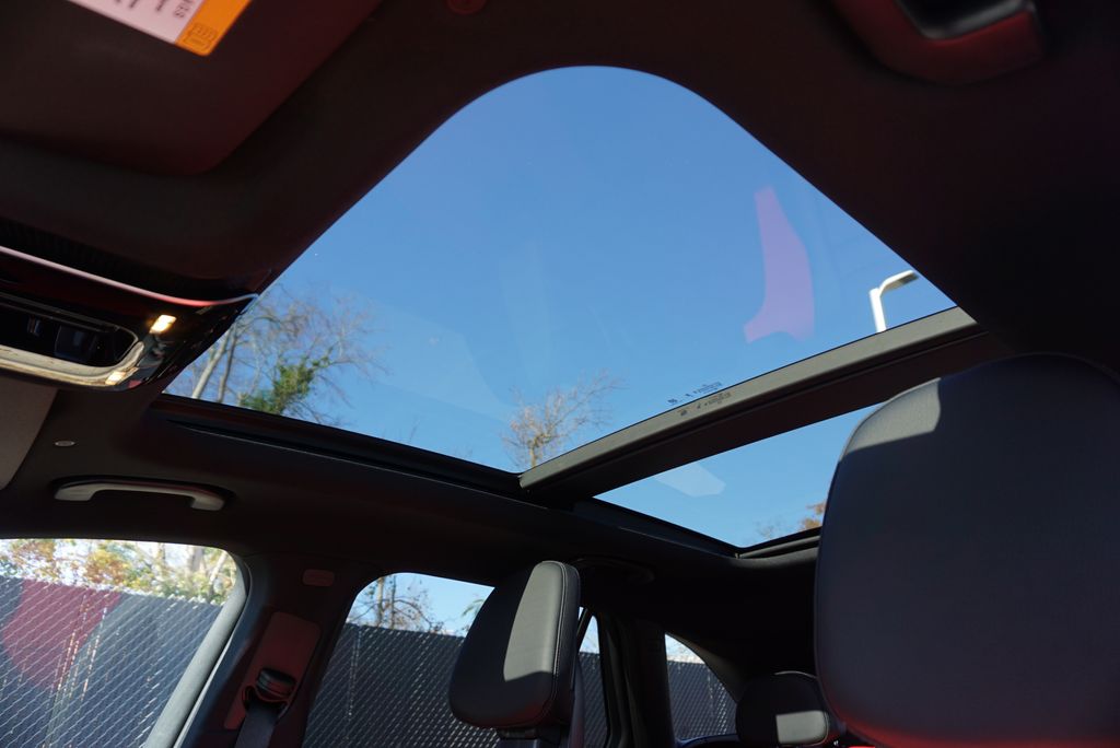 Thumbnail: 2026 Mercedes-Benz GLC - 12