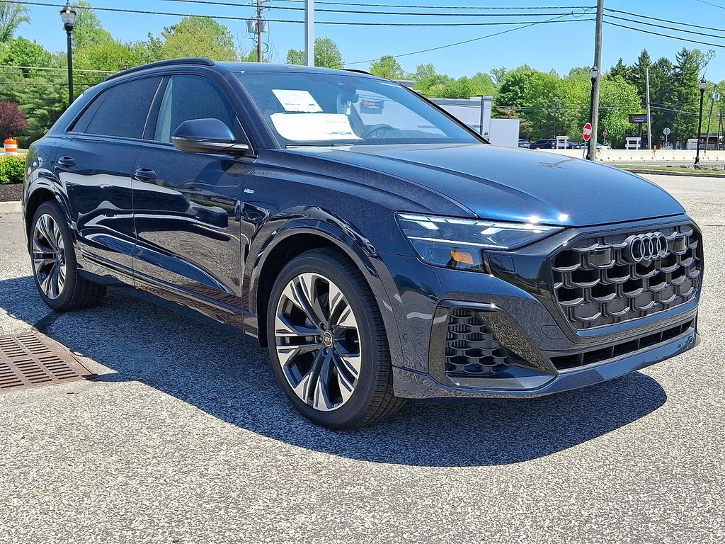 Thumbnail: 2026 Audi Q8 - 2
