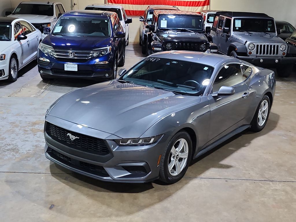 2024 Ford Mustang EcoBoost photo