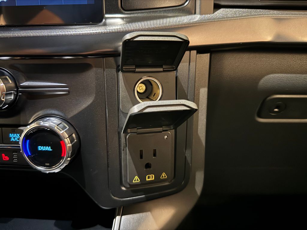 New 2026 Gray Ford Lariat image 33
