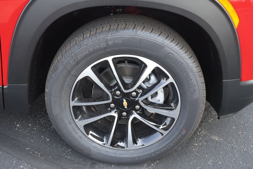 Thumbnail: 2026 Chevrolet TrailBlazer - 11