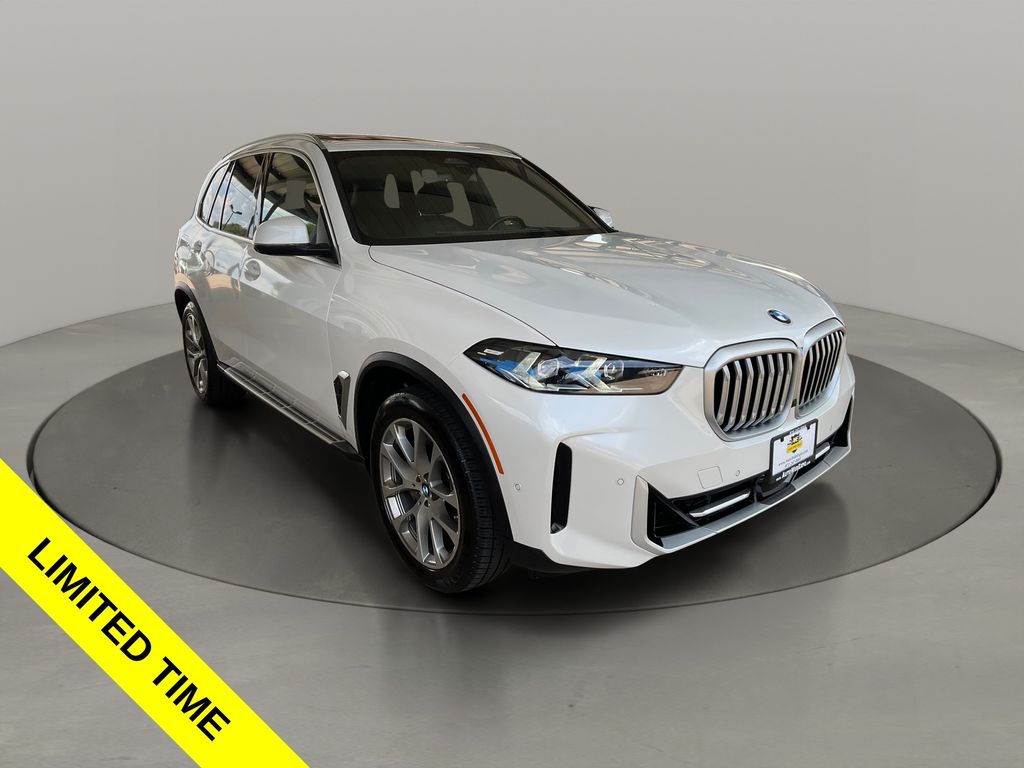 Mineral White Metallic 2024 BMW X5 SUV / Crossover Rear-Wheel Drive 8-Speed Automatic