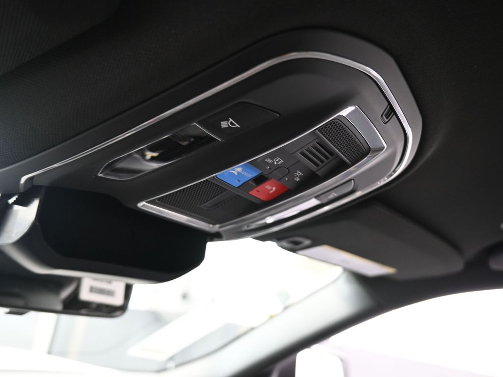 Used 2025 Bright White Clearcoat Jeep Laredo image 24