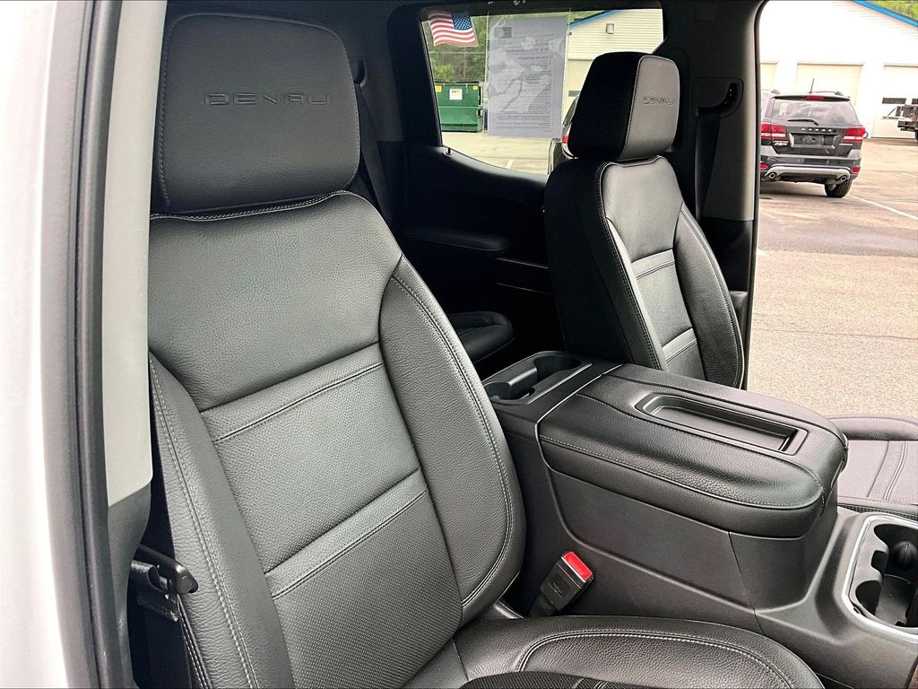 2020 GMC Sierra 1500 — photo 11