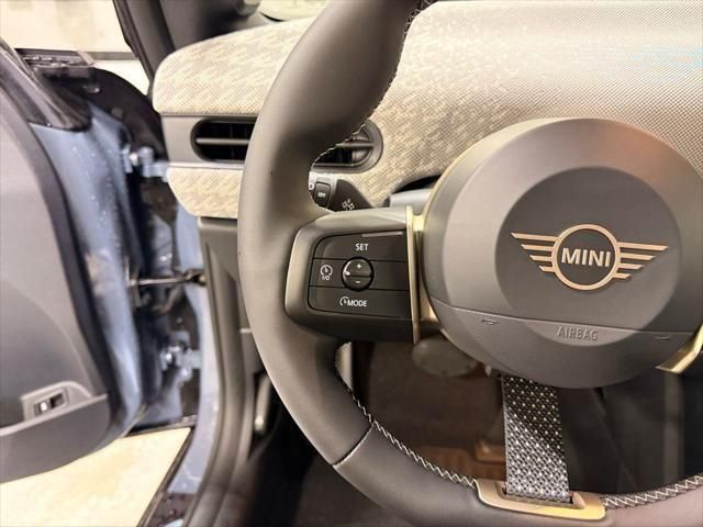 Thumbnail: 2026 MINI Cooper - 13