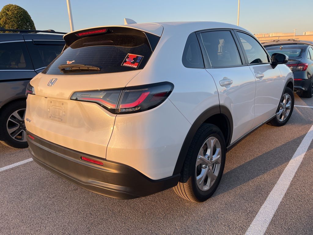 Thumbnail: 2023 Honda HR-V - 3