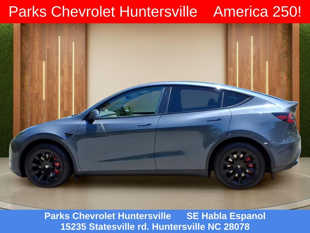 TeslaModel Y28