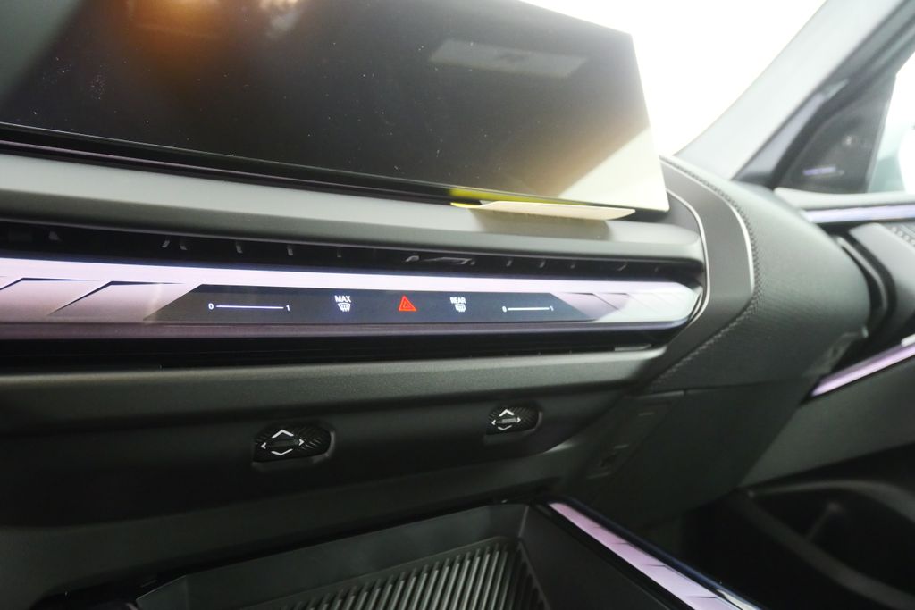 Thumbnail: 2026 BMW X3 - 18
