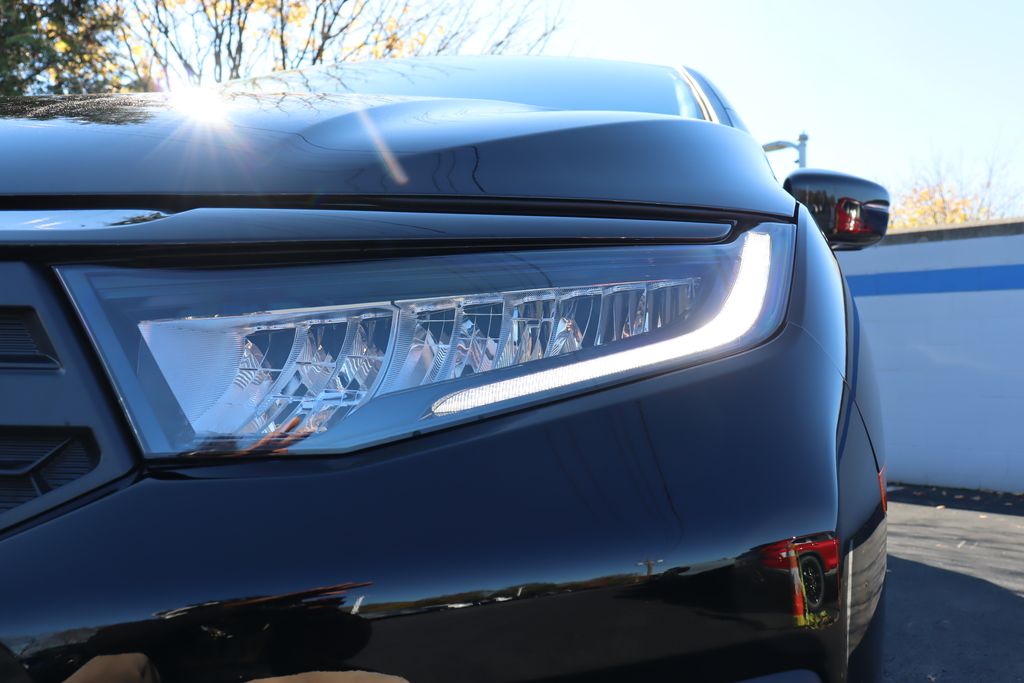 Thumbnail: 2026 Honda Odyssey - 9